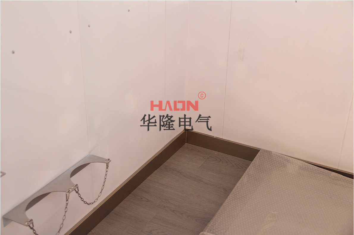 防爆分析小屋内部墙角处理细节